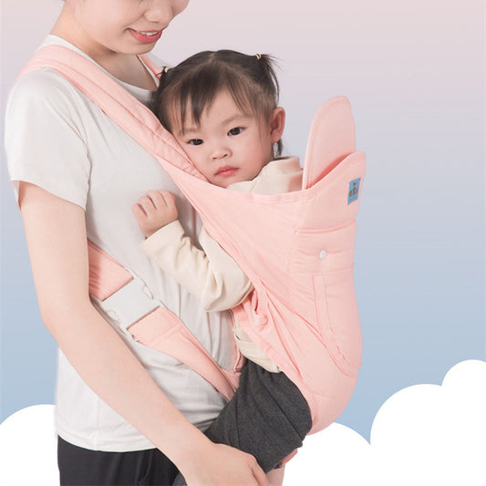 women carrier her baby in Lightweight Breathable Baby Carrier